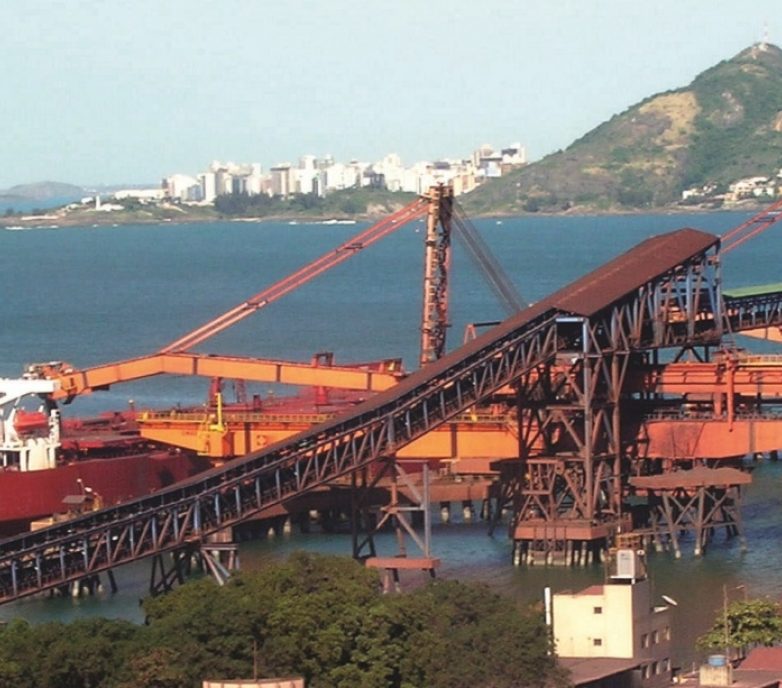 Tubarão: Rehabilitation design for breakwater armour