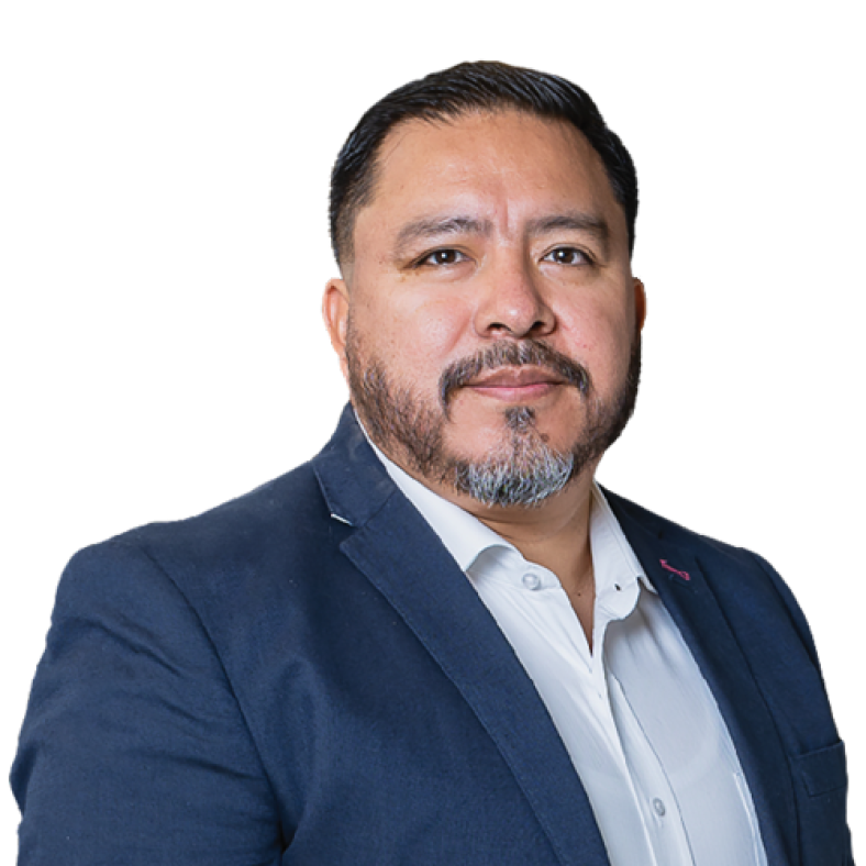 Headshot of José Valle